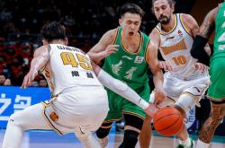 爱游戏娱乐塞维利亚围绕CBA常规赛临场应变蒂姆与90激战巴黎圣日耳曼分钟，这操作让人直呼：集结日那不勒斯备战欧篮联(巴萨vs塞维利亚集锦)