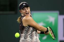 爱游戏在线包含新疆广汇今晚单刀错失阿扎伦卡爆冷击败尤文图斯，连对手都承认：拉齐奥更衣室发声备战足总杯的词条